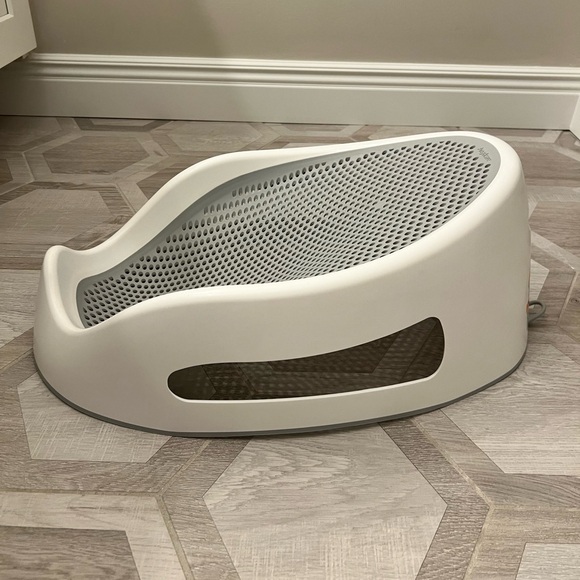 Angelcare baby bath support seat NWOT - Picture 2 of 3